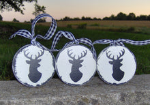 Load image into Gallery viewer, Deer Head Ornaments Distressed Wood Vinyl Christmas Tree Christmas July Holiday Rustic Farmhouse Wooden Ornaments Home Decoration Gifts  Art - Heartfelt Giver