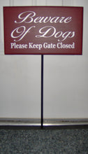 Load image into Gallery viewer, Beware of Dogs Sign Please Keep Gate Closed Wood Vinyl Outdoor Yard Stake Sign Dog Lover Signs For Home Pet Supplies Garden Gate Fence Sign - Heartfelt Giver