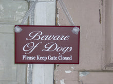 Load image into Gallery viewer, Dog Decor Beware of Dog Please Keep Gate Closed Wood Vinyl Sign Outdoor Fence Gate Sign Keep Shut Dog Loose In Yard Sign Backyard Decoration - Heartfelt Giver