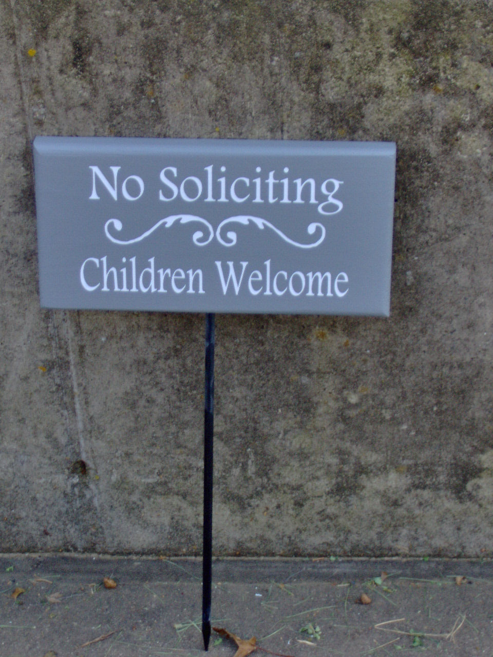 No Soliciting Children Welcome Wood Vinyl Garden Stake Yard Signs - Heartfelt Giver