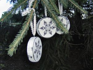 Snowflake Ornaments Wood Tree Ornaments Distressed Christmas Decorations Winter Rustic Farmhouse Decor Holiday Snowflake Tree Vinyl Design - Heartfelt Giver