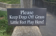 Load image into Gallery viewer, Please Keep Dogs Off Grass Little Feet Play Here Wood Vinyl Sign Front Outdoor Yard Sign Backyard Decor Personalized Exterior Signs For Home - Heartfelt Giver