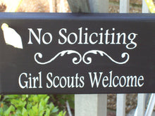 Load image into Gallery viewer, No Soliciting Girl Scouts Welcome Signs Wood Plaque Vinyl Sign Do Not Disturb Unless Kid Entryway Sign Porch Decor Home Sign Decor Yard Sign - Heartfelt Giver