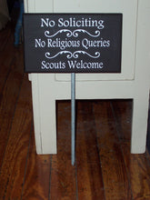 Load image into Gallery viewer, No Soliciting No Religious Queries Scouts Welcome Wood Vinyl Stake Sign Yard Art Garden Home Decor Boy Scouts Girl Scouts Cookie Thin Mints - Heartfelt Giver