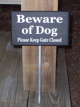 Load image into Gallery viewer, Beware of Dog Please Keep Gate Closed Wood Vinyl Yard Garden Stake Sign Outdoor Home Decor Pet Supply Lawn Ornament Dog Quote Wood Sign - Heartfelt Giver