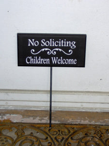No Soliciting Children Welcome Wood Vinyl Yard Signs Garden Stakes Signs Outdoor Sign Custom Sign Girl Scouts Neighbor Kids New Home Gifts - Heartfelt Giver