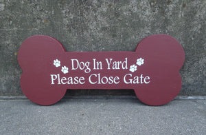 Dog In Yard Sign  Please Close Gate Sign Wood Vinyl Sign Dog Bone Cutouts Outdoor Gate Dog Lovers Gifts Paw Prints Wooden Signage Yard Sign - Heartfelt Giver